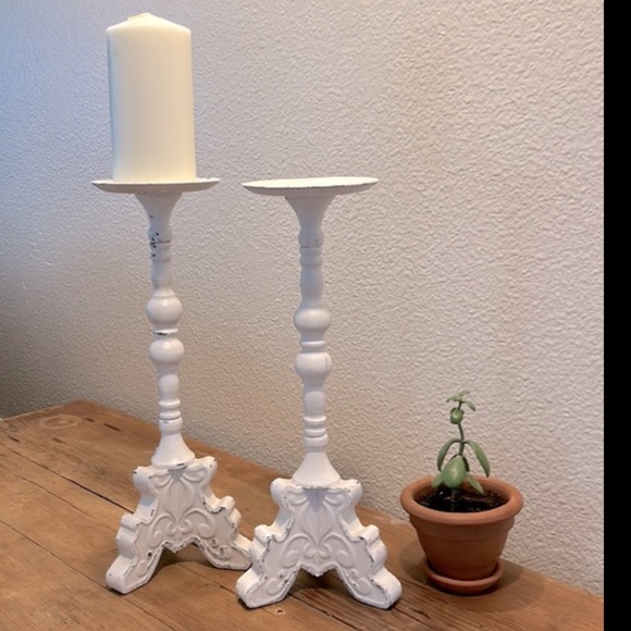 2 Large Shabby Chic Heavy Metal Candle Holders, Chippy Paint. 🕯️🕯️ - Picture 3 of 12